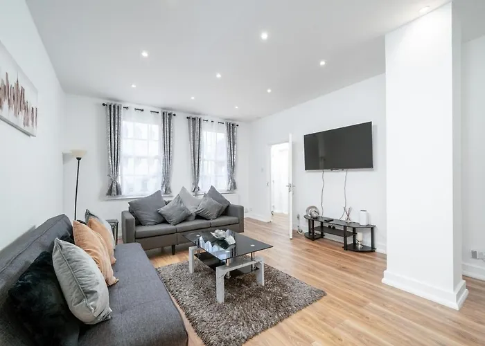 Central London Family Apt Near 02 Arena, Excel Centre With Parking