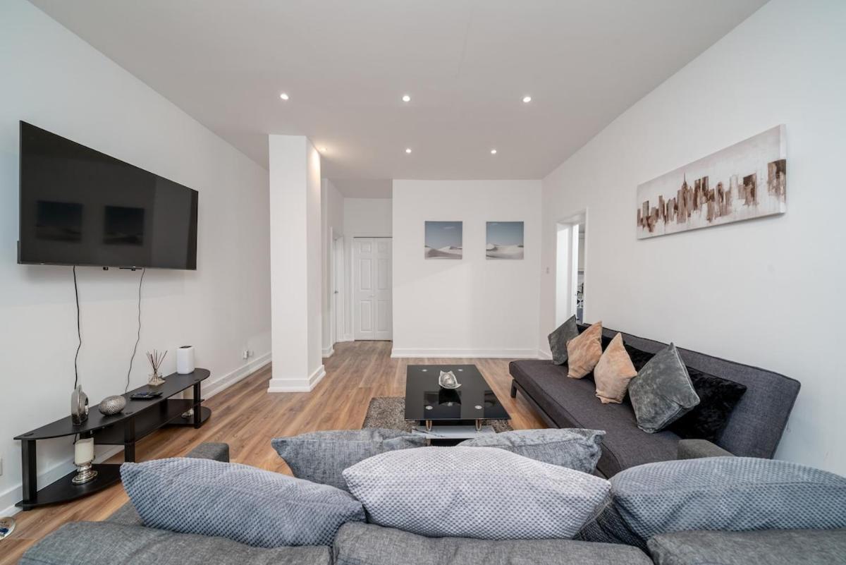 Appartamento Family Near 02 Arena, Excel Centre With Parking *