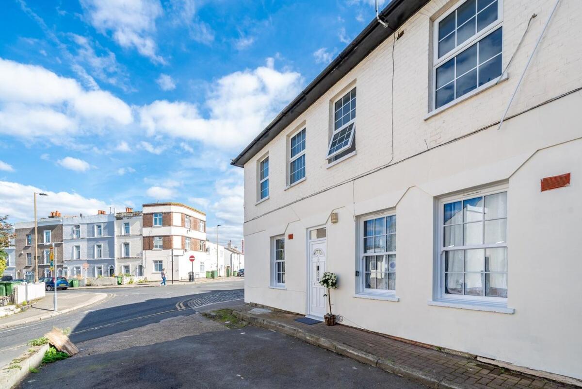 Apartment Family Near 02 Arena, Excel Centre With Parking